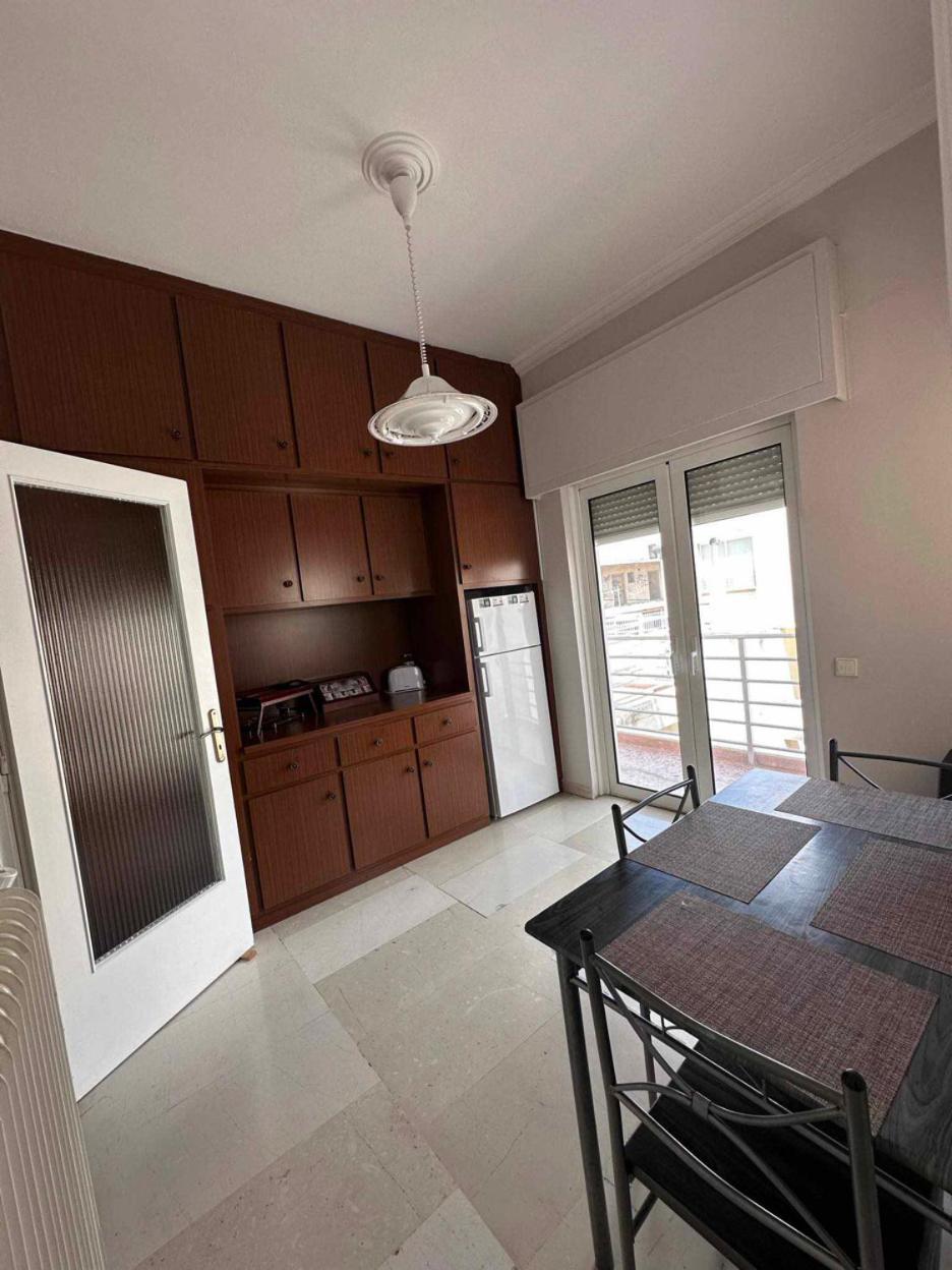 Beach Front Apartment Nea Palatia 外观 照片